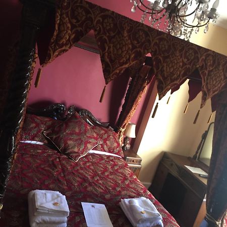 Hotel The Red Lion Llangadog Zewnętrze zdjęcie