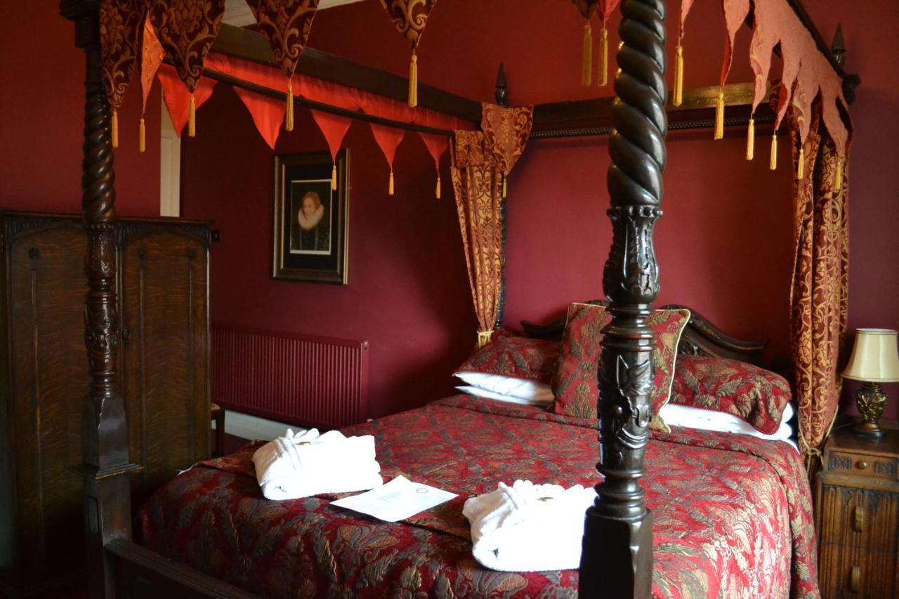 Hotel The Red Lion Llangadog Zewnętrze zdjęcie