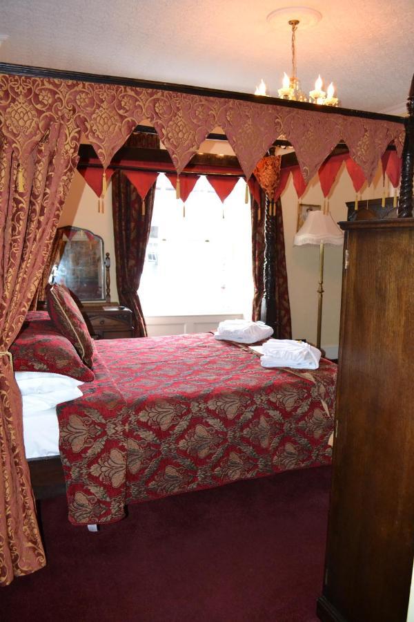 Hotel The Red Lion Llangadog Zewnętrze zdjęcie