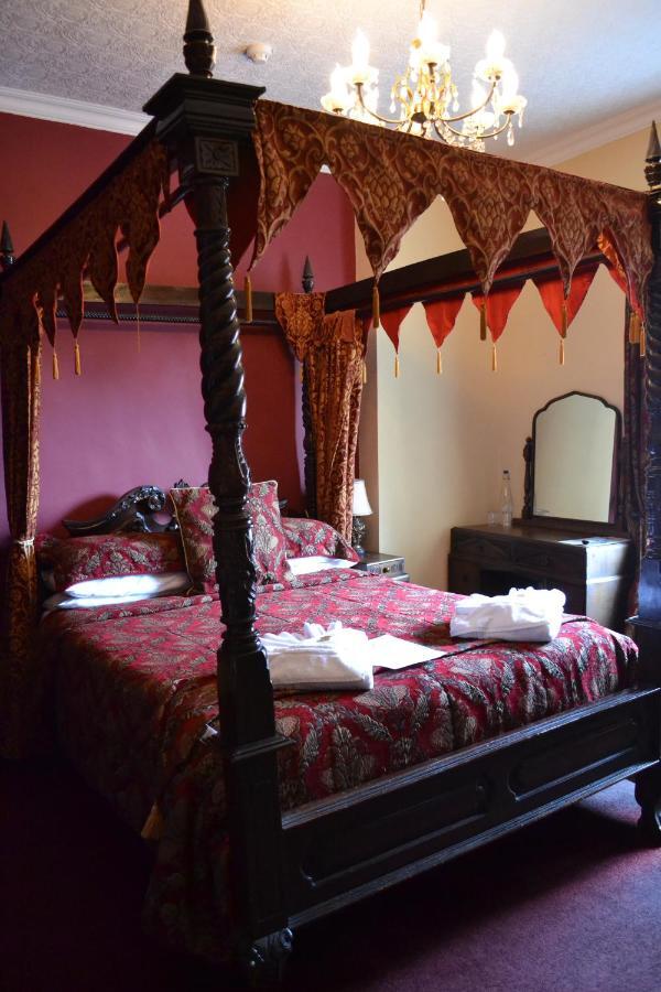 Hotel The Red Lion Llangadog Zewnętrze zdjęcie